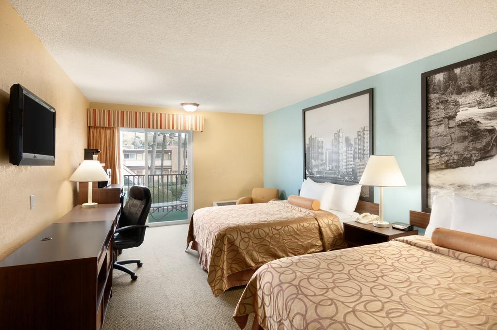 Super 8 By Wyndham Oceanside Marty'S Valley Inn Habitación foto