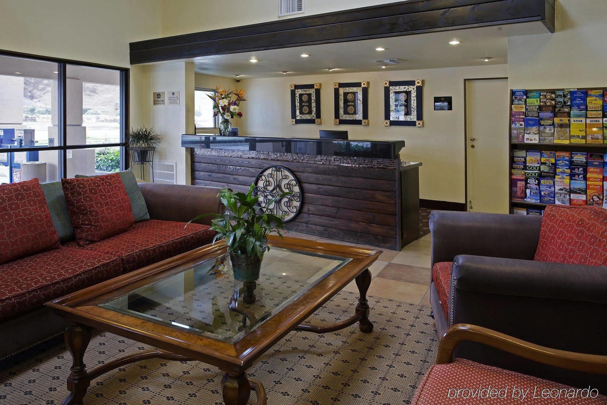 Super 8 By Wyndham Oceanside Marty'S Valley Inn Interior foto
